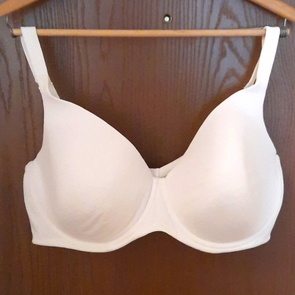 Dreamfit Padded Underwire T-shirt Bra style# R7012X Size 44DD